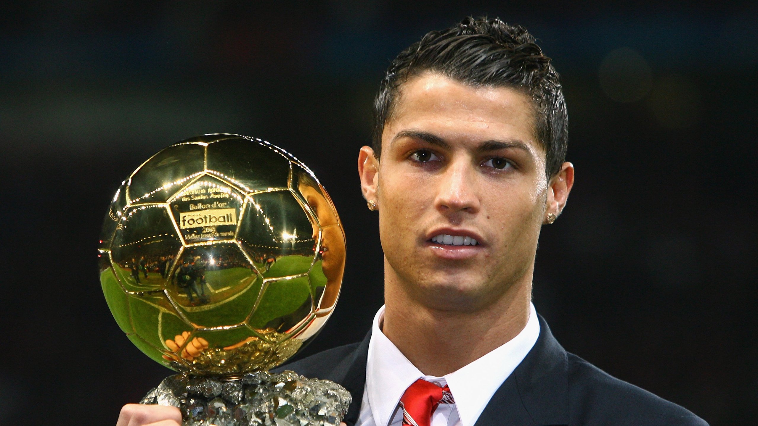 德甲争冠战之夜，文班亚马用实力证明自己