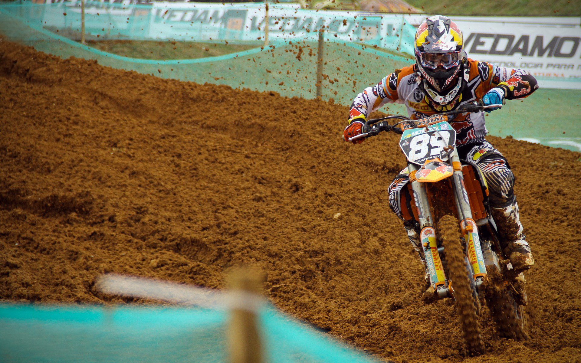 开云体育平台APP-从欧陆铁骑到沙漠之王，一场4-0背后的足球权力游戏与个人英雄主义